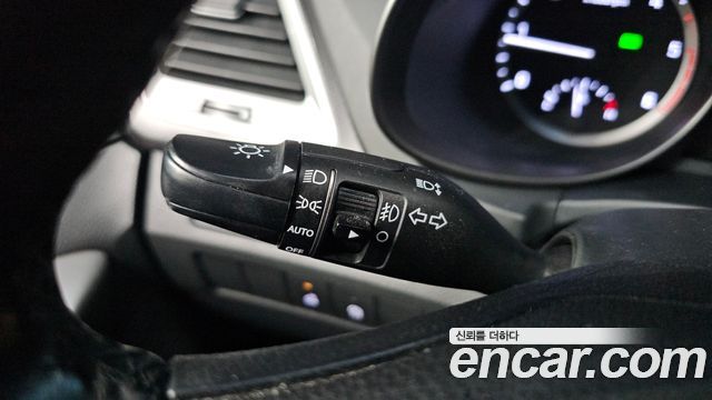 Hyundai Santafe 2017 — photo 15