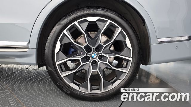 BMW X7 2024 — photo 7