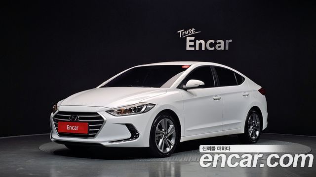 Hyundai AVANTE 2017 — photo 1