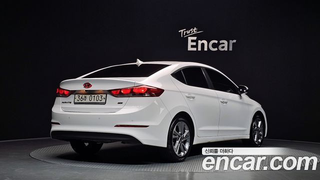 Hyundai AVANTE 2017 — photo 2