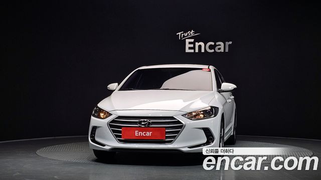 Hyundai AVANTE 2017 — photo 3