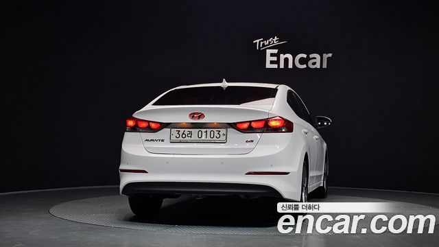 Hyundai AVANTE 2017 — photo 4