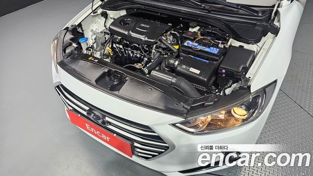 Hyundai AVANTE 2017 — photo 6