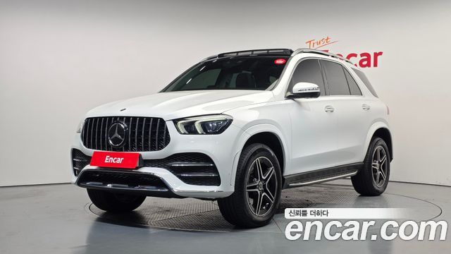 Mercedes-Benz GLE-Class 2021 — photo 1