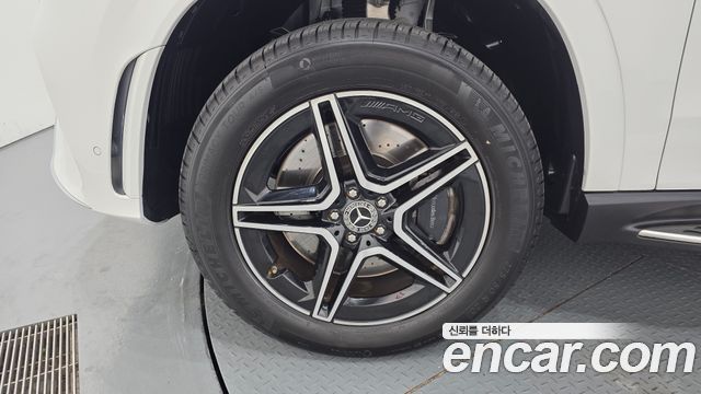 Mercedes-Benz GLE-Class 2021 — photo 5