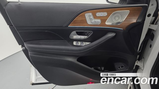 Mercedes-Benz GLE-Class 2021 — photo 14