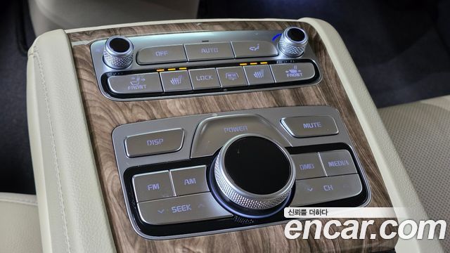 Kia K9 2019 — photo 20