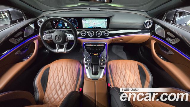 Mercedes-Benz AMG GT 2021 — photo 10