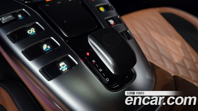 Mercedes-Benz AMG GT 2021 — photo 12