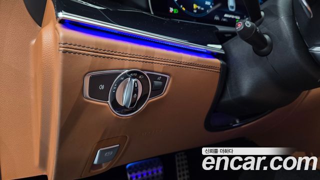 Mercedes-Benz AMG GT 2021 — photo 20