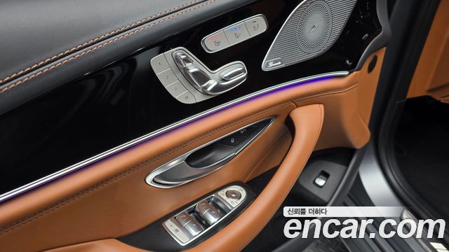 Mercedes-Benz AMG GT 2021 — photo 26