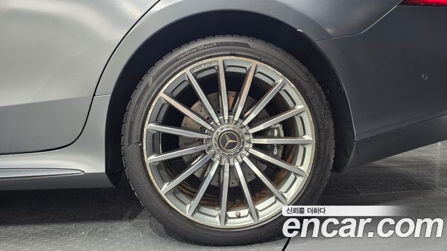Mercedes-Benz AMG GT 2021 — photo 7