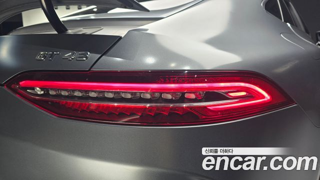 Mercedes-Benz AMG GT 2021 — photo 9