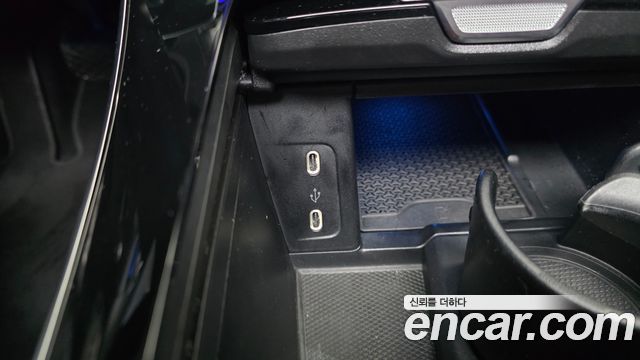 Mercedes-Benz EQE 2023 — photo 19