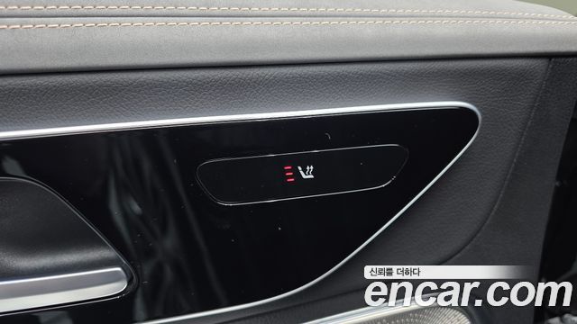 Mercedes-Benz EQE 2023 — photo 30