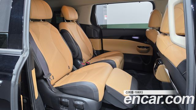 Kia Canival 2022 — photo 17