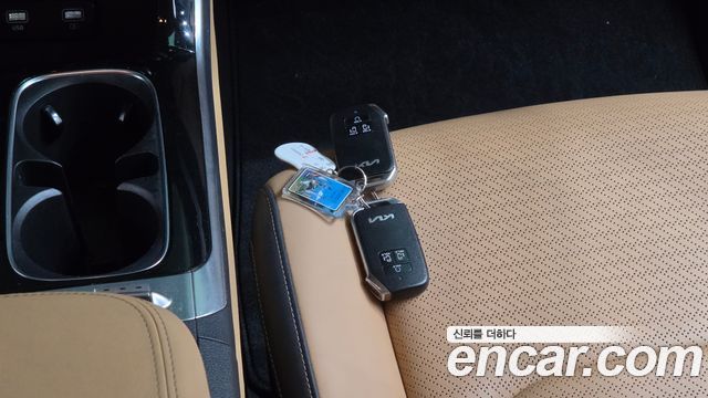 Kia Canival 2022 — photo 20