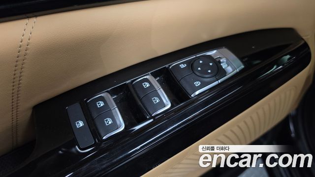 Kia Canival 2022 — photo 30