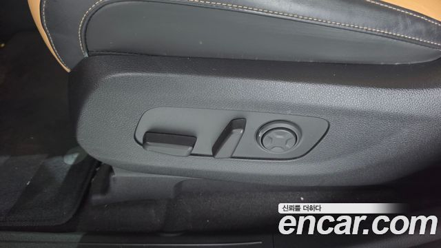 Kia Canival 2022 — photo 31