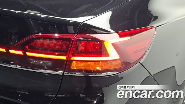 Kia K7 2020 — photo 9