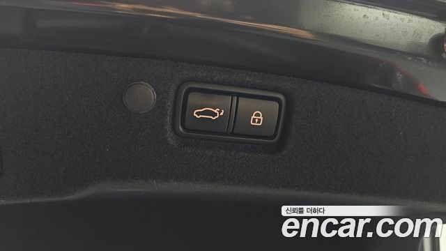 Kia K7 2020 — photo 31