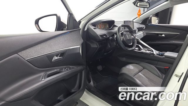Peugeot 3008 2018 — photo 10