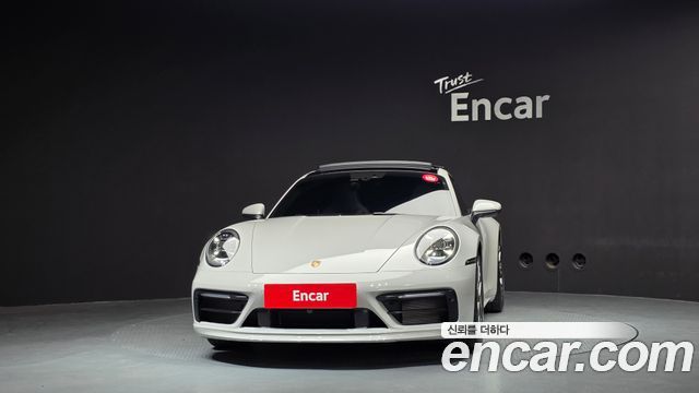 Porsche 911 2020 — photo 3