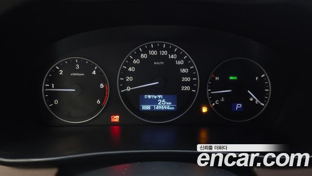 Hyundai Starex 2019 — photo 8