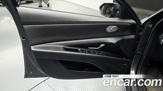 Hyundai AVANTE 2021 — photo 14