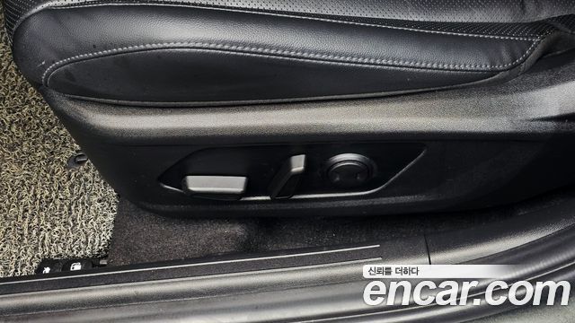 Hyundai AVANTE 2021 — photo 30