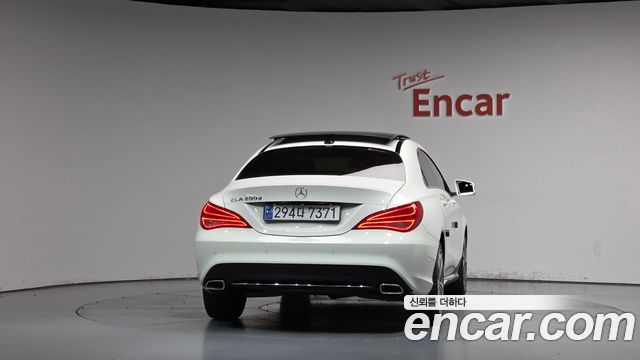 Mercedes-Benz CLA-Class 2016 — photo 4