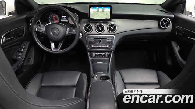 Mercedes-Benz CLA-Class 2016 — photo 10