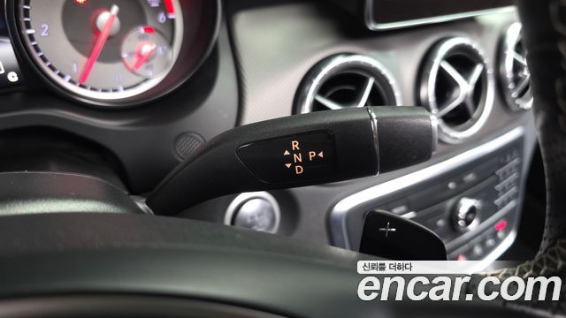 Mercedes-Benz CLA-Class 2016 — photo 12
