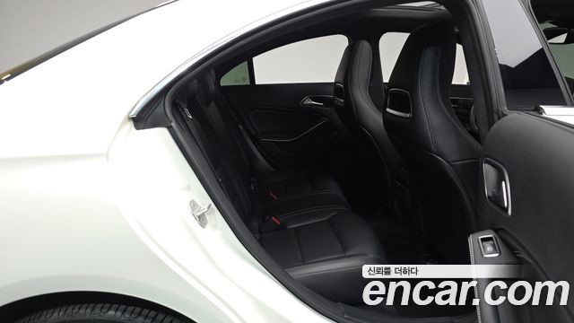 Mercedes-Benz CLA-Class 2016 — photo 17