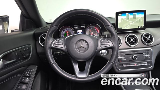 Mercedes-Benz CLA-Class 2016 — photo 19