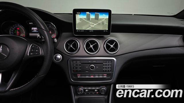 Mercedes-Benz CLA-Class 2016 — photo 20