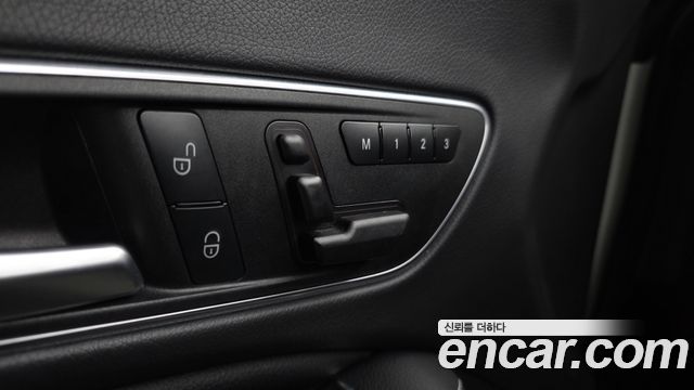 Mercedes-Benz CLA-Class 2016 — photo 24