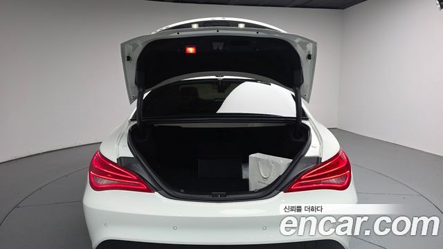 Mercedes-Benz CLA-Class 2016 — photo 26