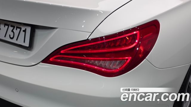 Mercedes-Benz CLA-Class 2016 — photo 9
