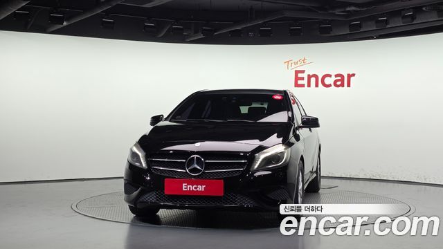 Mercedes-Benz A-Class 2014 — photo 3