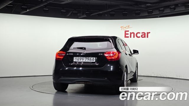 Mercedes-Benz A-Class 2014 — photo 4