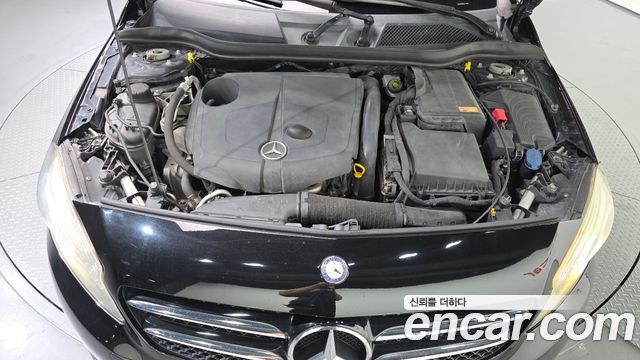 Mercedes-Benz A-Class 2014 — photo 6