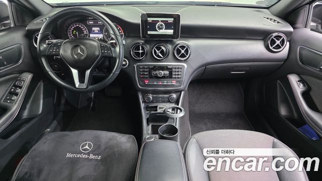 Mercedes-Benz A-Class 2014 — photo 7