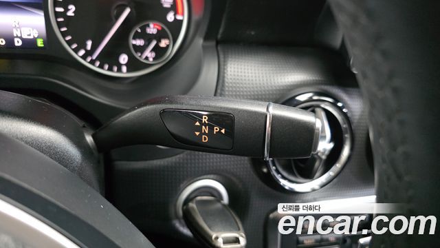 Mercedes-Benz A-Class 2014 — photo 9