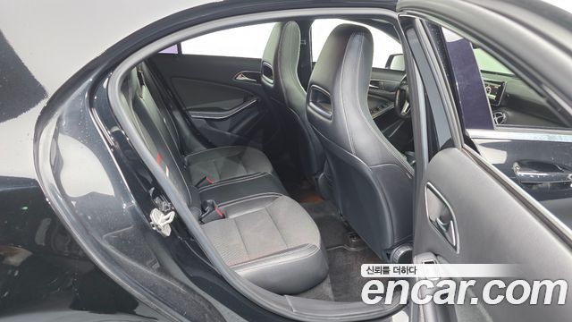 Mercedes-Benz A-Class 2014 — photo 12
