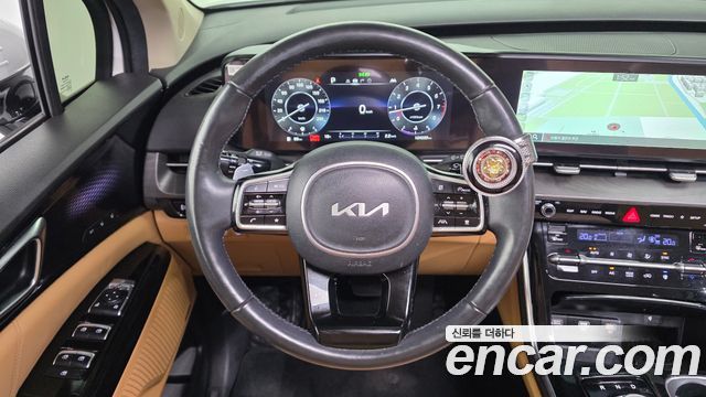 Kia Canival 2023 — photo 14