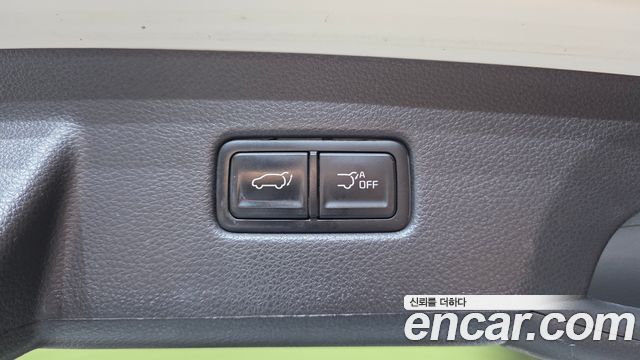 Kia Canival 2023 — photo 16