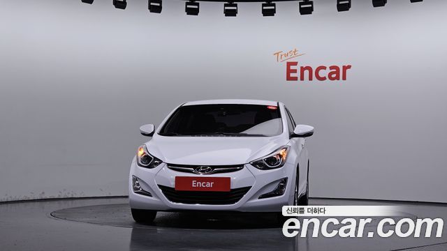 Hyundai AVANTE 2015 — photo 3