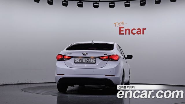 Hyundai AVANTE 2015 — photo 4