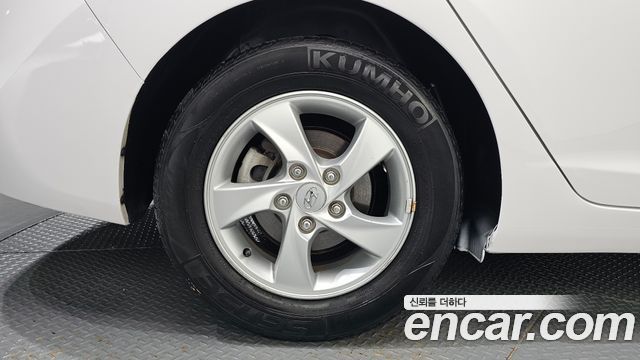 Hyundai AVANTE 2015 — photo 5